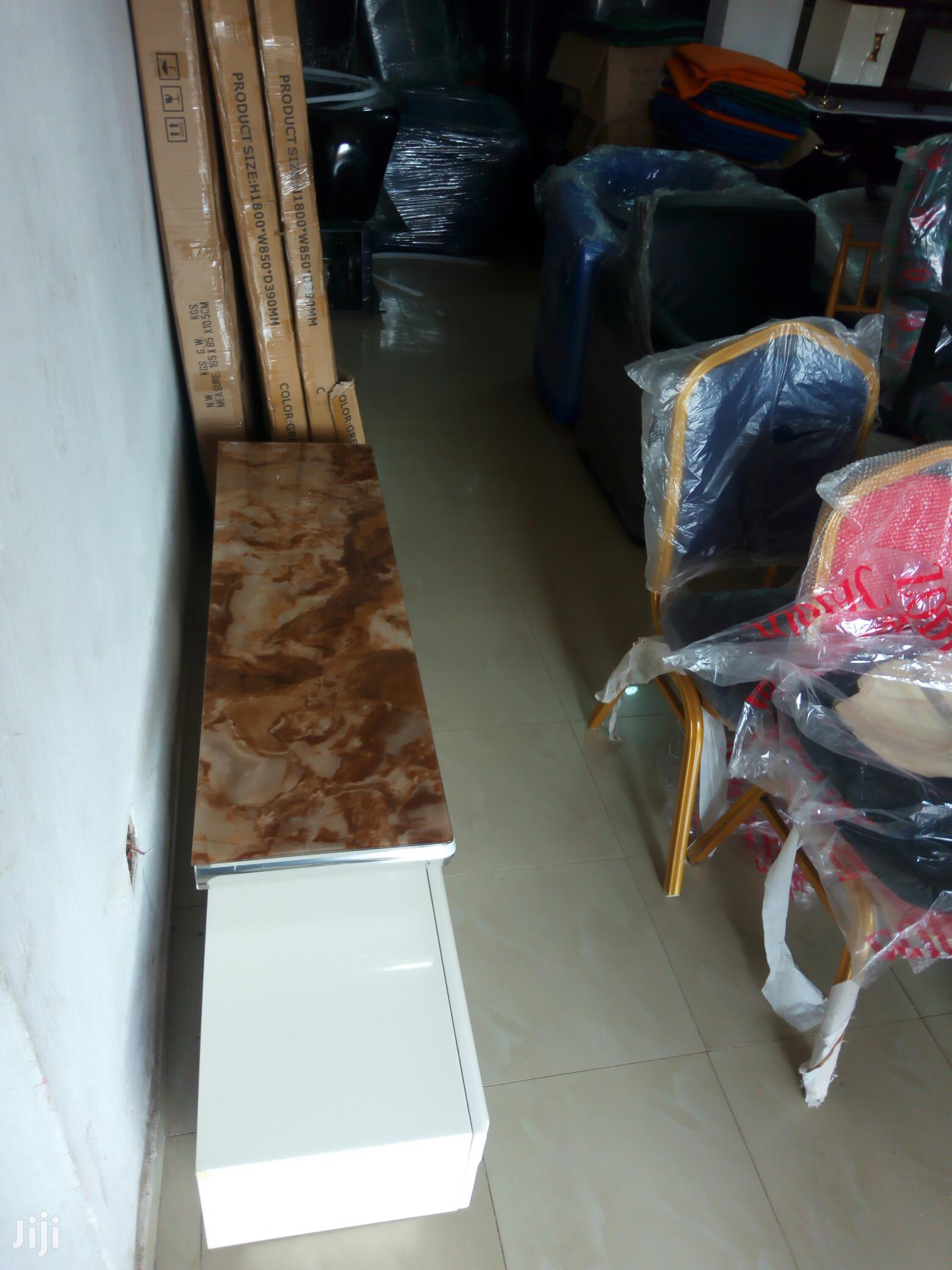 TV Stand / TV Console