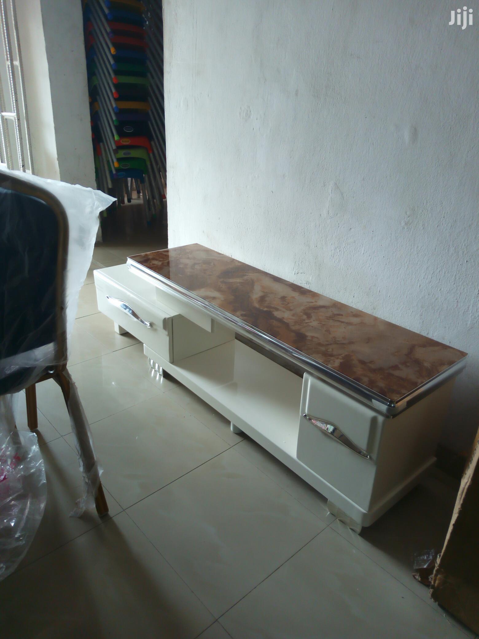 TV Stand / TV Console