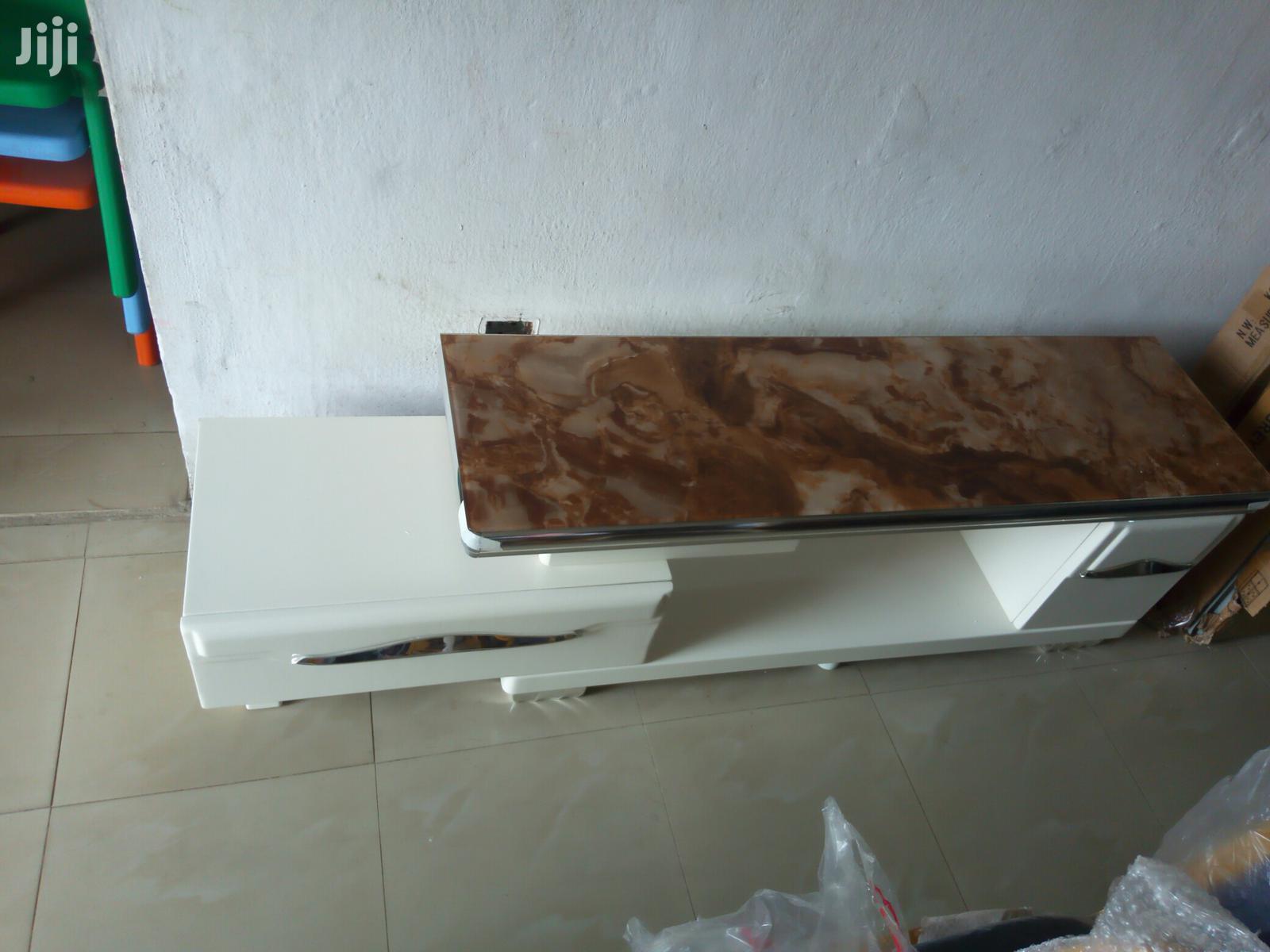 TV Stand / TV Console