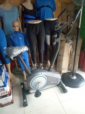 Commercial Upright Bike YUW