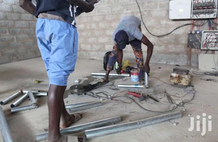 Local 6m Galvanised Hinged Pole Designed for Range of Solar