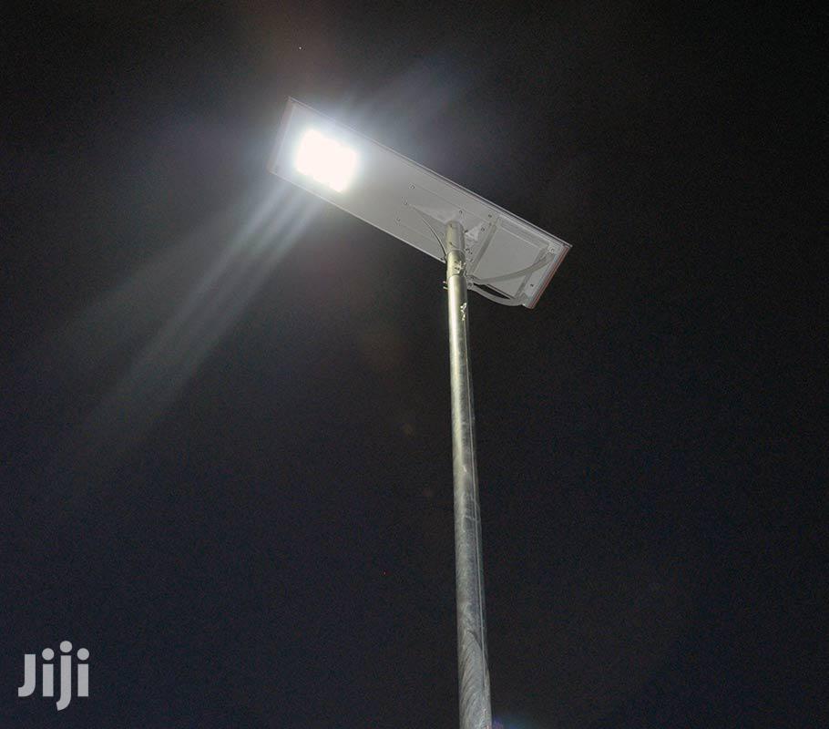 Local 6m Galvanised Hinged Pole Designed for Range of Solar