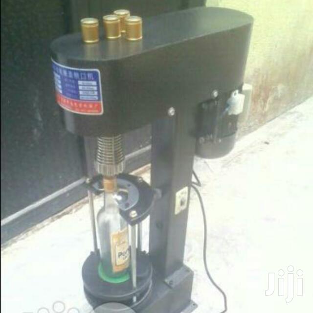 Semi Automatic Capping Machine