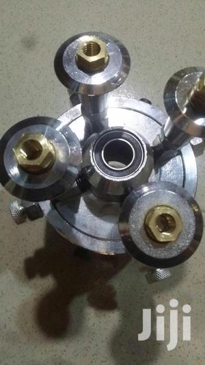 Semi Automatic Capping Machine