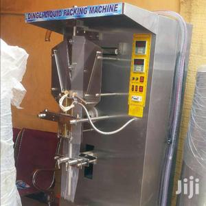 As 1000 Dingli Liquid Packaging Machine