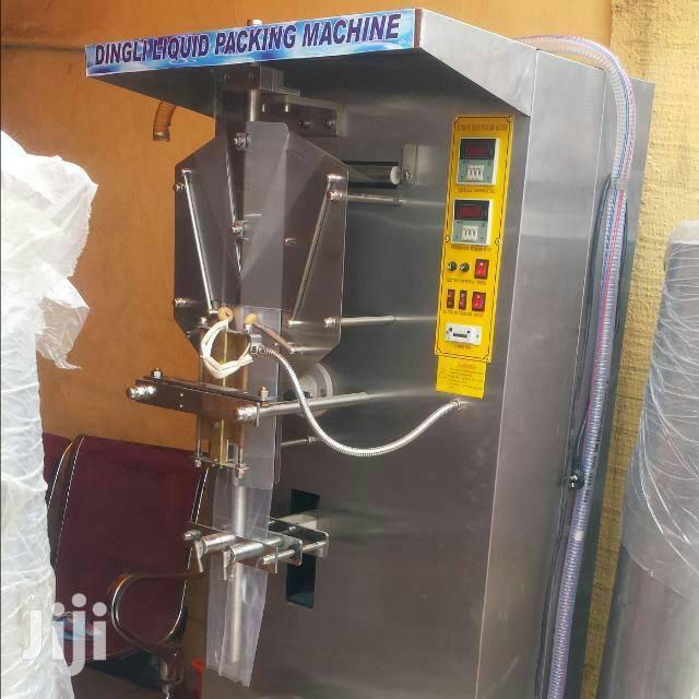 As 1000 Dingli Liquid Packaging Machine