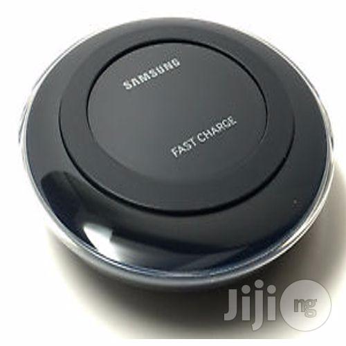 Samsung Galaxy Fast Wireless Charging Pad