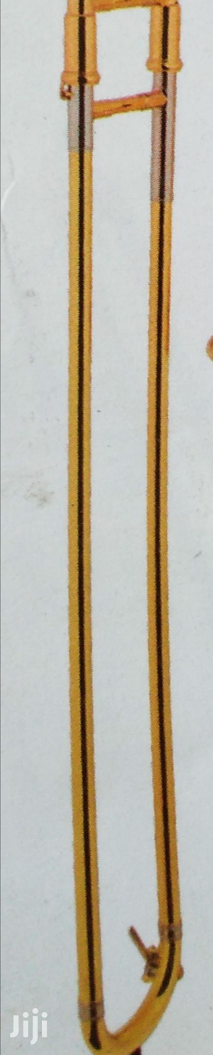 Hallmark-Uk Bass Trombone