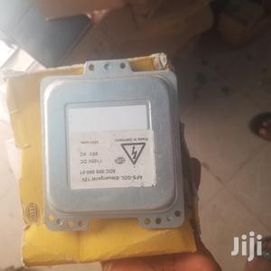 Mercedes Head Lamp Charger