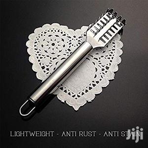 Fish Scaler Remover With Stainless Steel Sawtooth