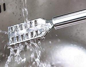 Fish Scaler Remover With Stainless Steel Sawtooth