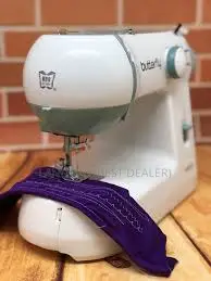 Butterfly JHQ3010 Sewing Machine