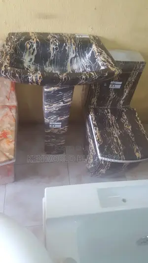 Classy Italian Marbles Water Closet