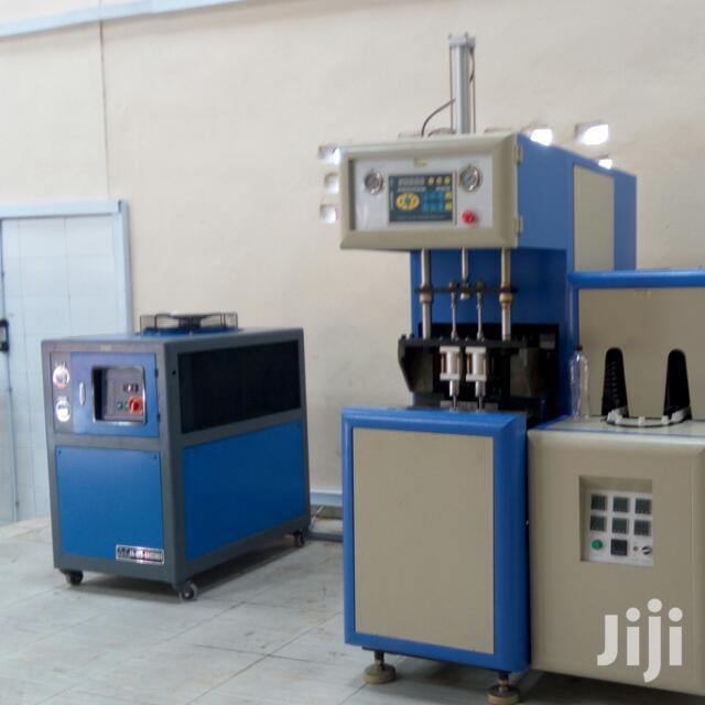 Pet Blowing Machine