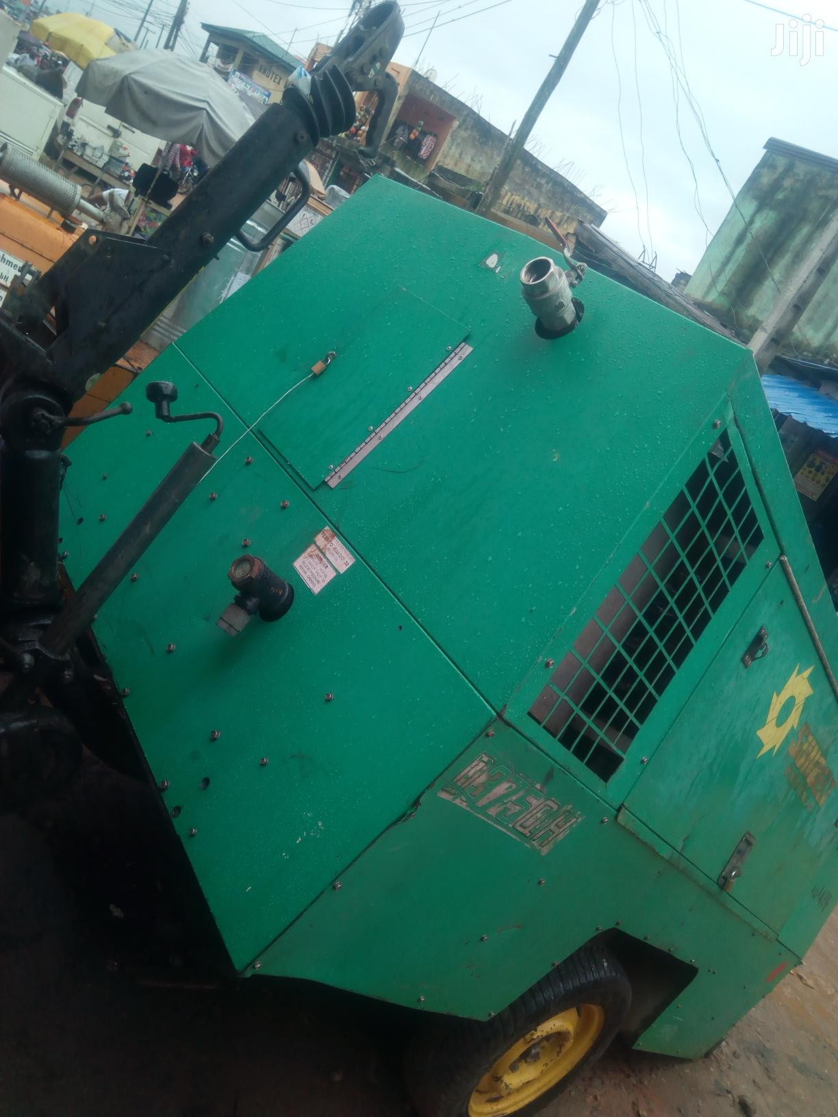 Air Compressor Machine