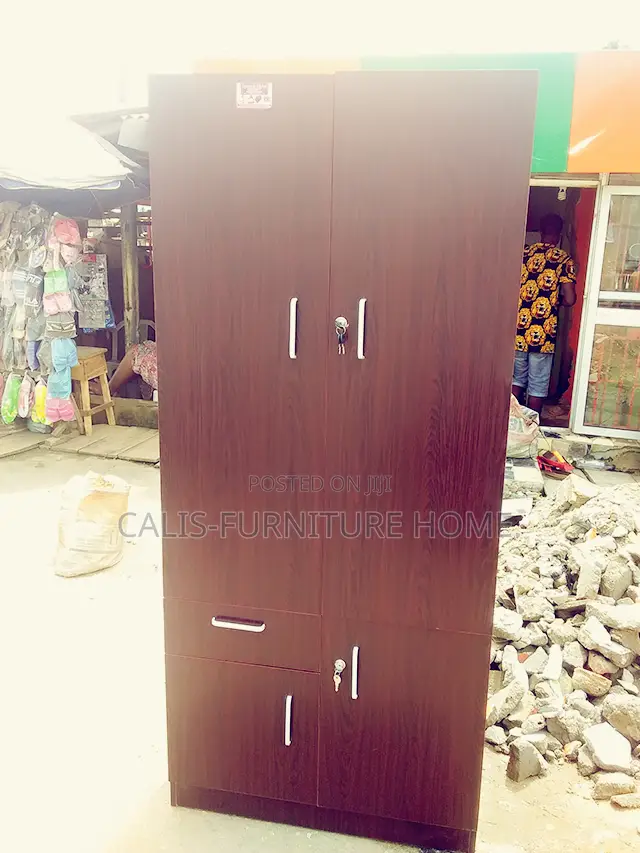 32inches Wardrobe