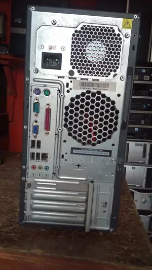 Desktop Computer Lenovo 2GB Intel Core 2 Duo HDD 320GB