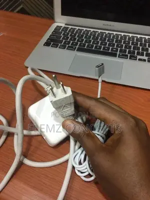 Original Macbook Magsafe 2 Charger on Flemzconcepts