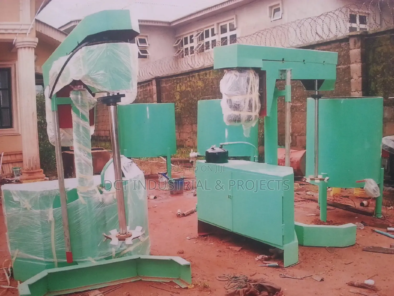 Paints Mixer (Emulsion, Texcoat and Gloss) 500ltrs