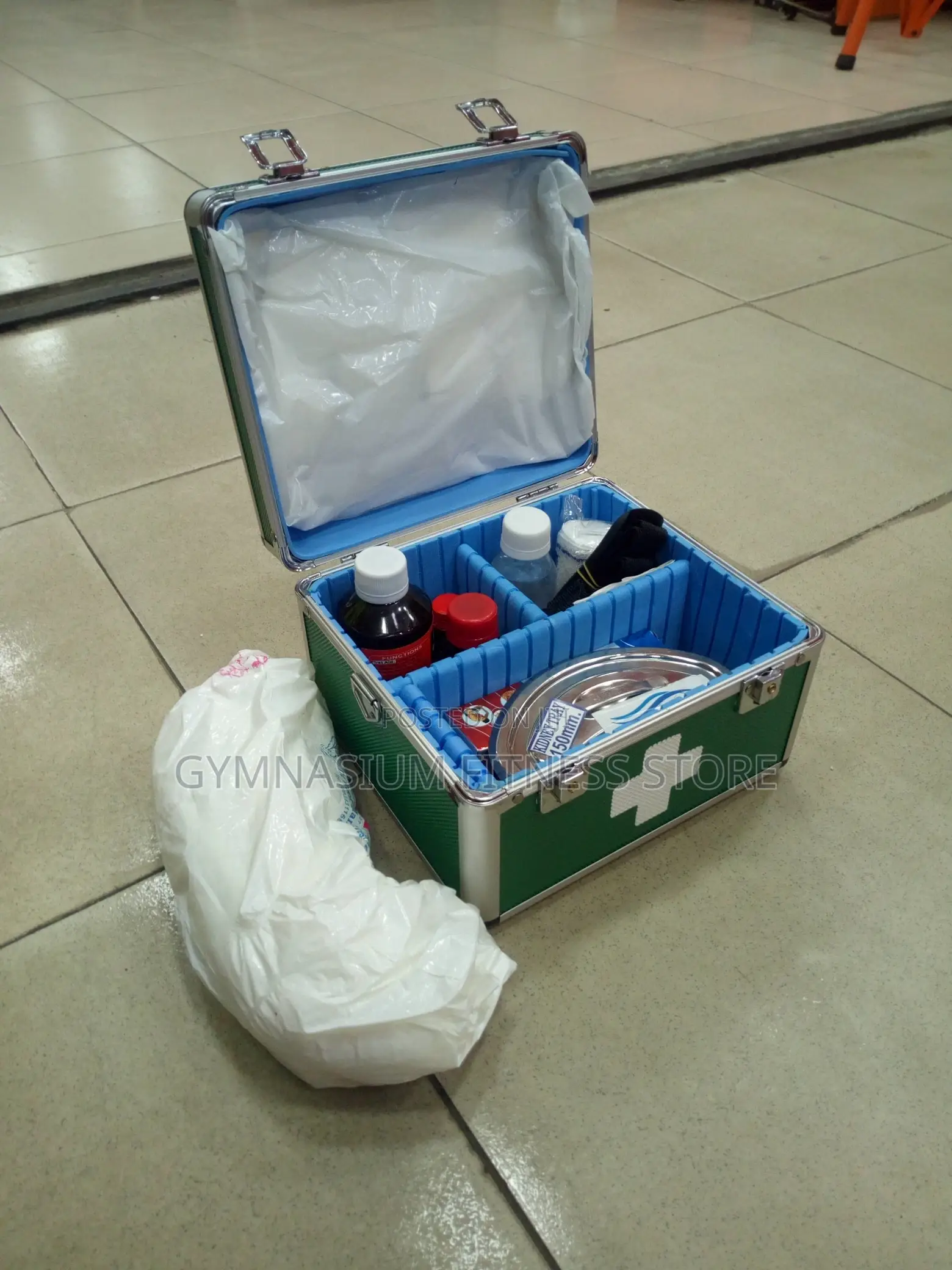 Kitted First Aid Box 4rt