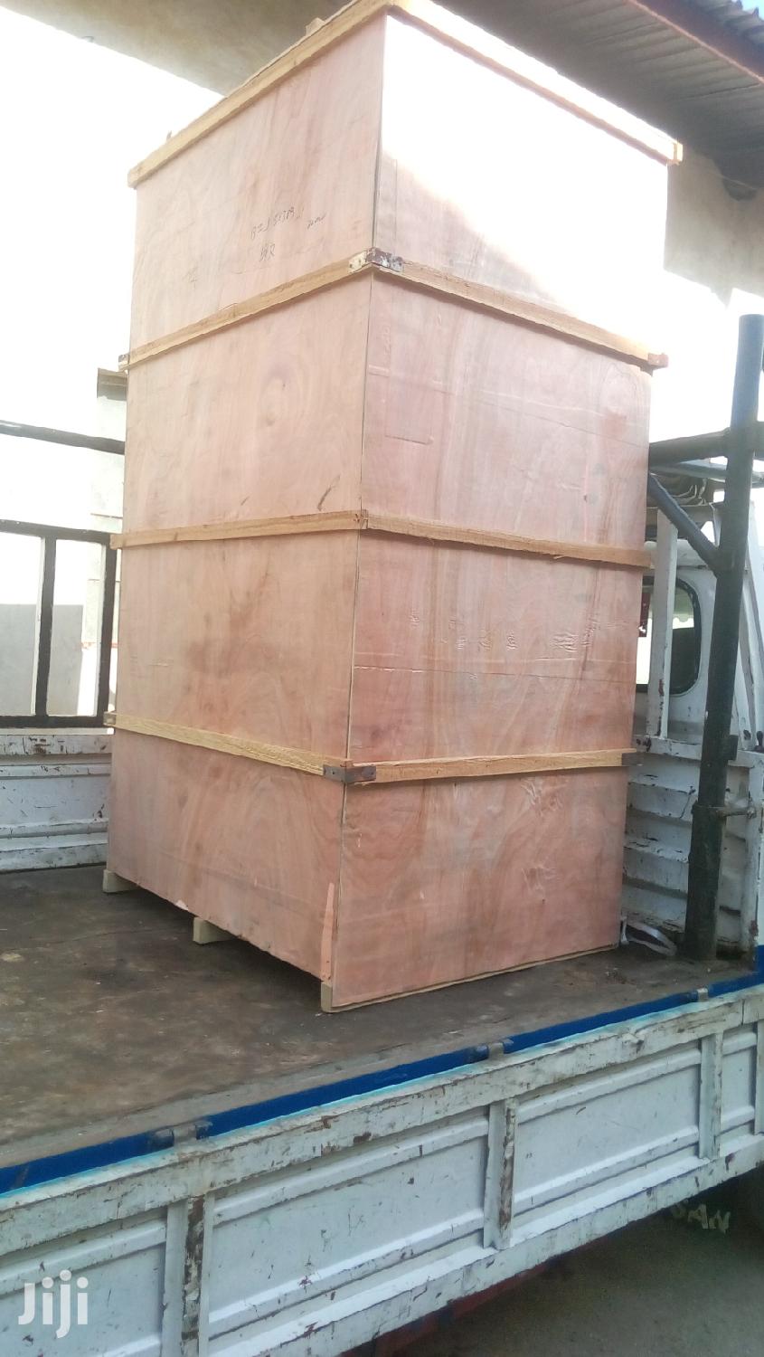Semi Automatic Shrink Wrapper Packaging Machine.