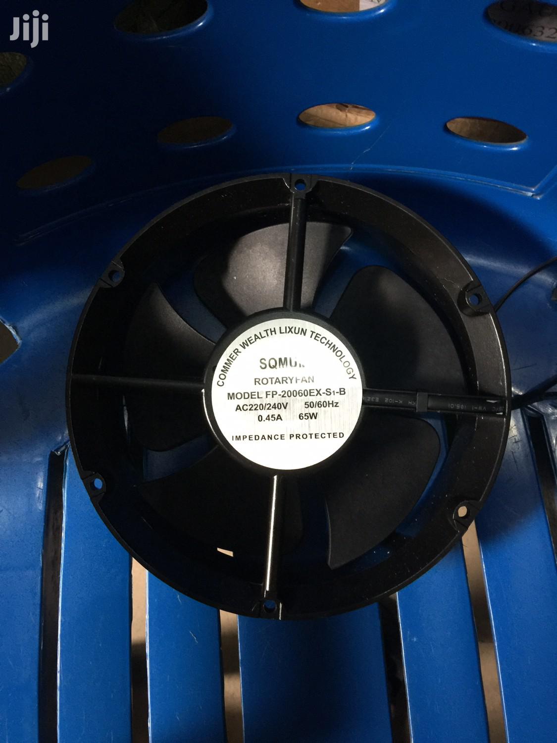 8 Panel Fan