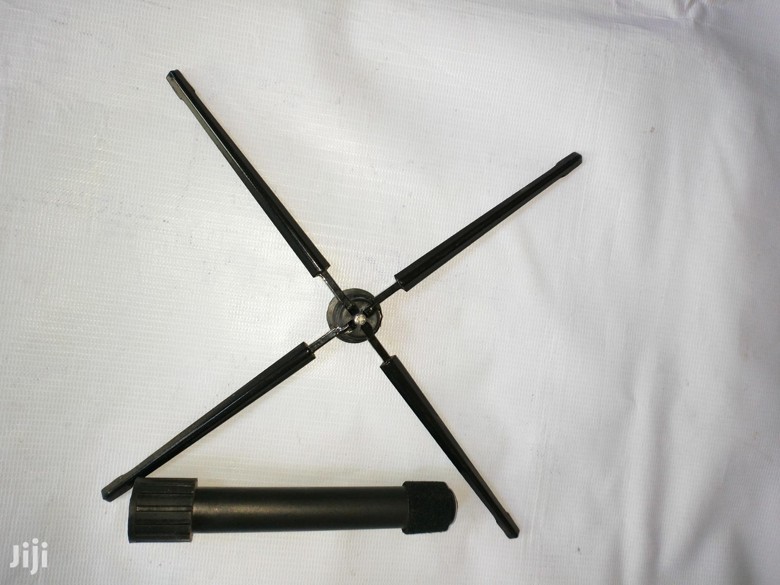 Hallmark-Uk Durable Flute Stand