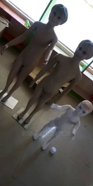 Mannequins for Displaying Male Anf Female Kid Wears