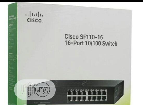 Cisco SF110-16D Rackmount 16-Port 10/100 Unmanaged Switch