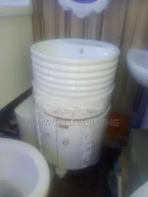 Modern Cabinet Besin