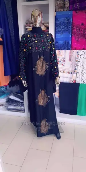 Black Big Size Female Display Mannequin With Nice Pose