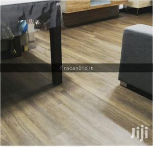 Laminate and PVC Vinyl Floor Available. Free Installation
