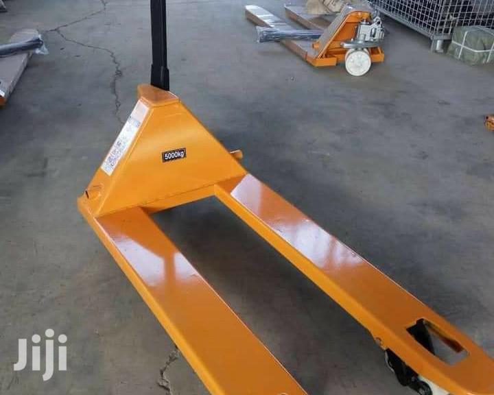 5000kg Pallet Truck