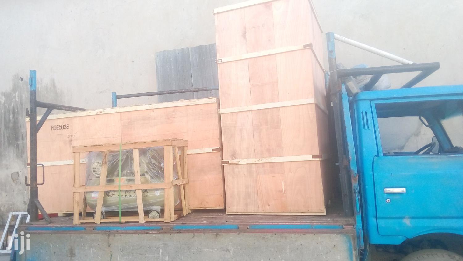 Semi Automatic Shrink Wrapper Packaging Machine.