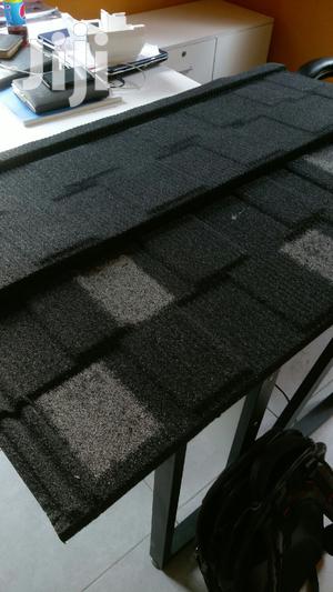 Black And White Stone Coated Roofing Sheet.