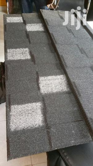 Black And White Stone Coated Roofing Sheet.