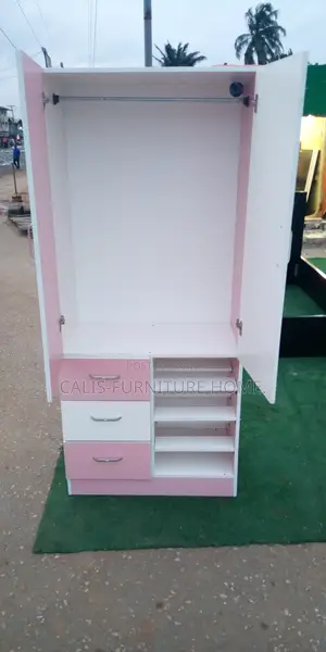 New 6ft X 32inches Wardrobe