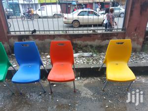 Quality Plastic Chairs With Iron Legs