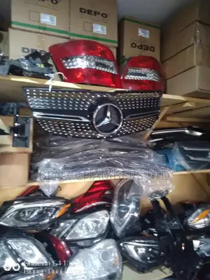 Mercedes Benz Spare Parts Supplier