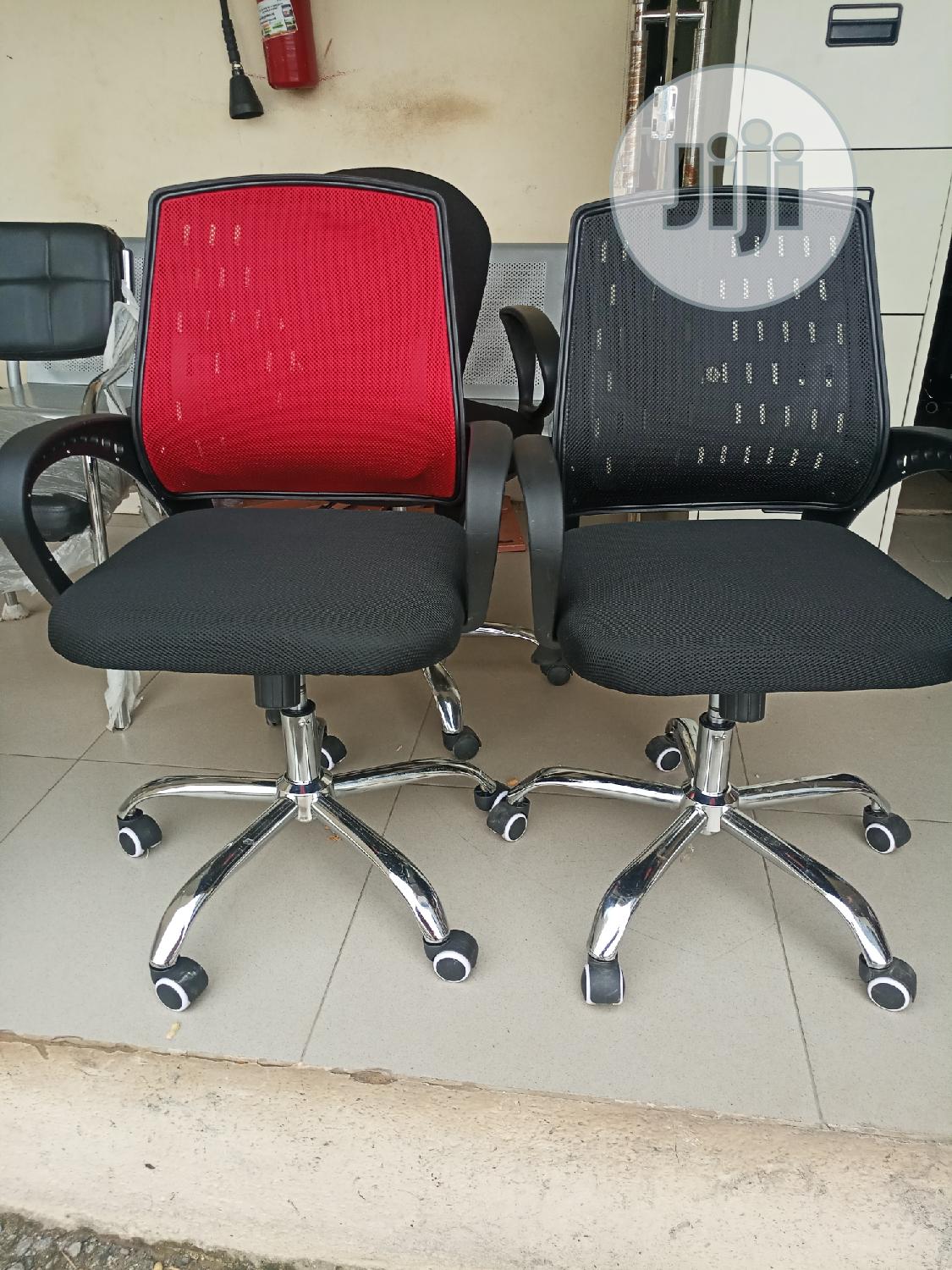 Quality Executive Mesh Swivel Office Chair.