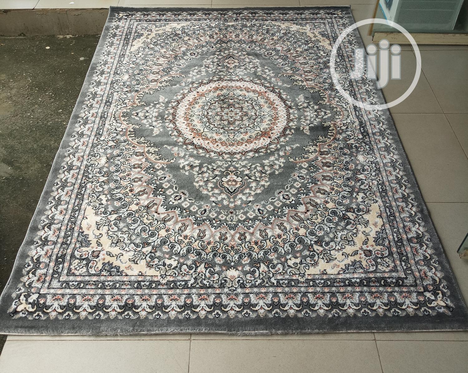High Quality Royal Designer Fluffy Super Soft Center Rug.