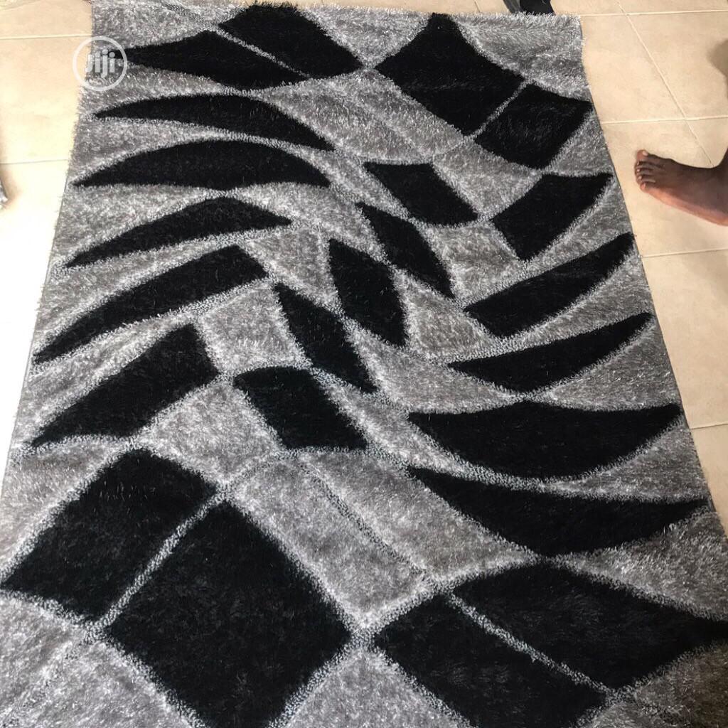 Ash and Black Pattern Soft Center Rugs 3/5