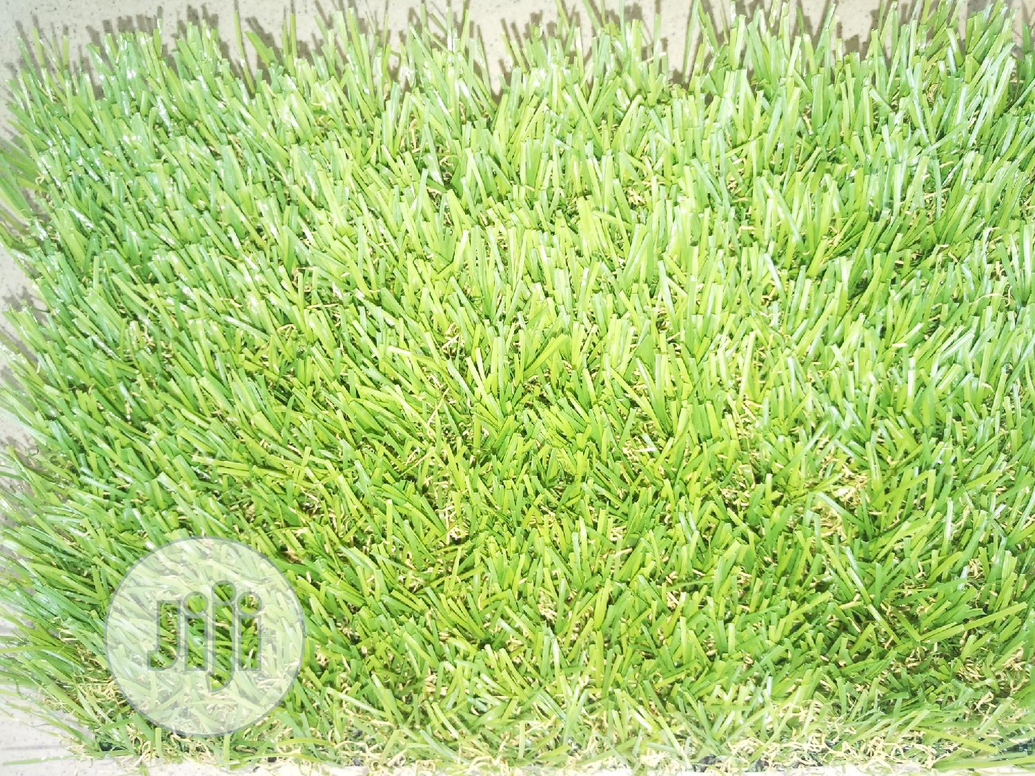Original Artificial Green Carpet Grass.