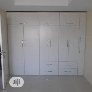 Lurix Quality Wardrobe