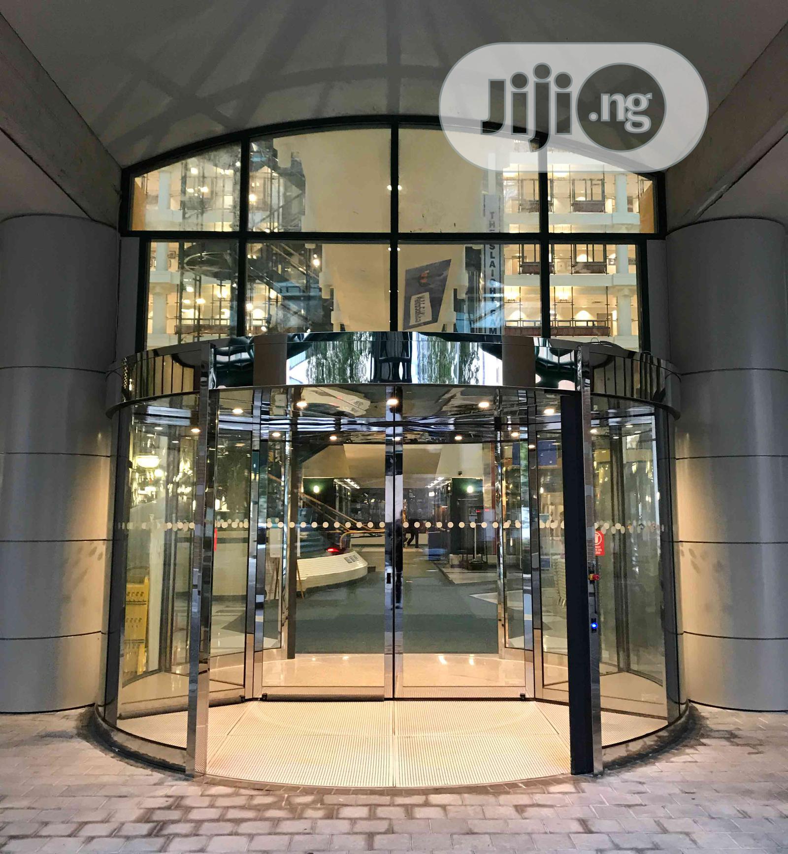 Automatic Revolving Door