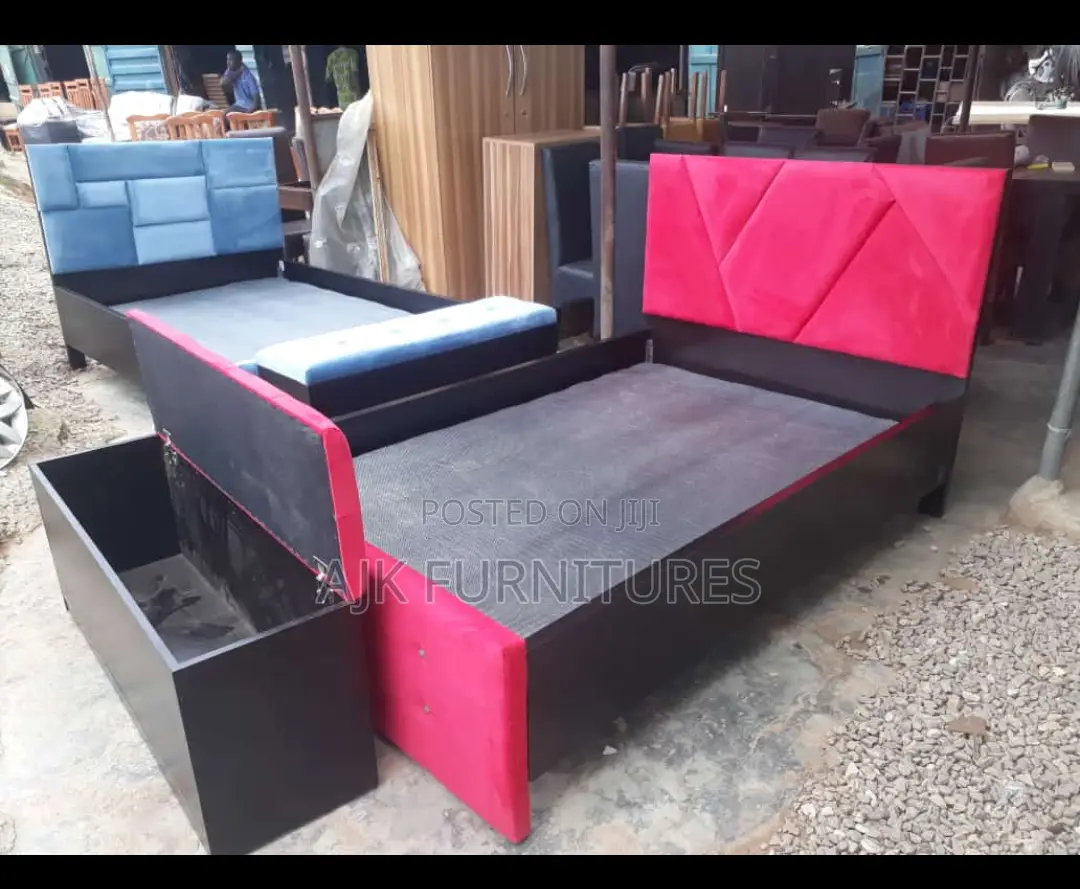 Exquisite 4by6ft Bedframe