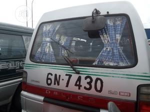 Mitsubishi L300 2002 White