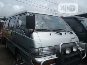 Mitsubishi L300 2002 White