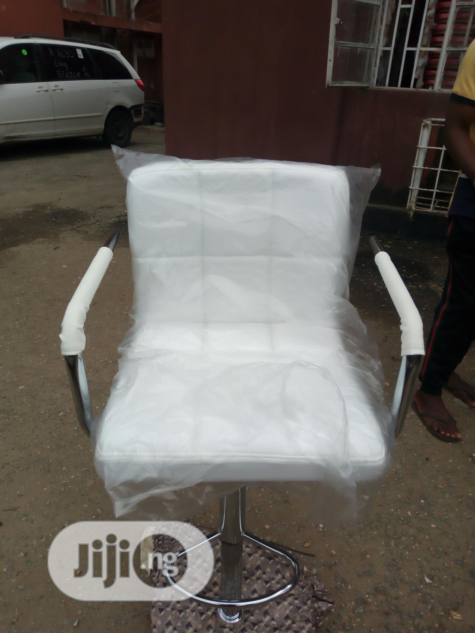 Quality Leather Low Back Rest Bar Stool.