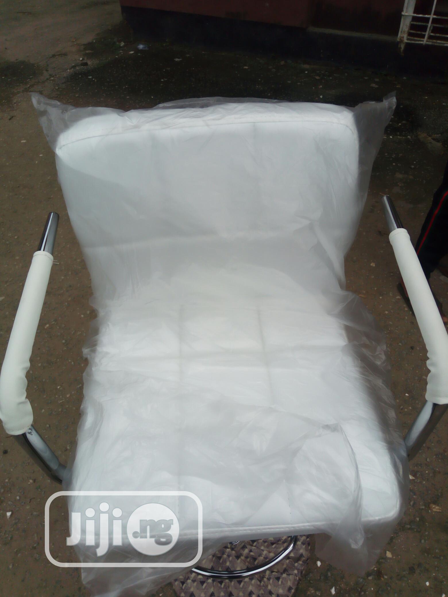 Quality Leather Low Back Rest Bar Stool.